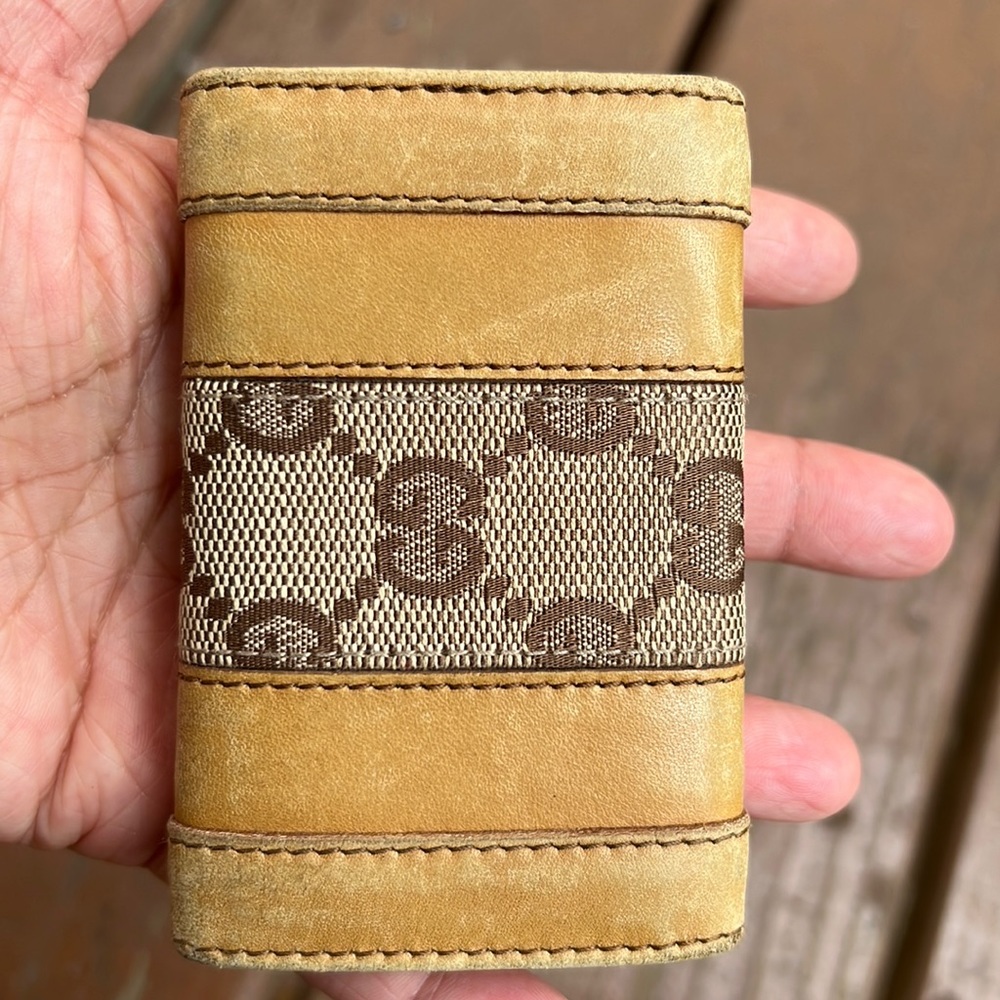 Gucci Key Pouch Used Condition